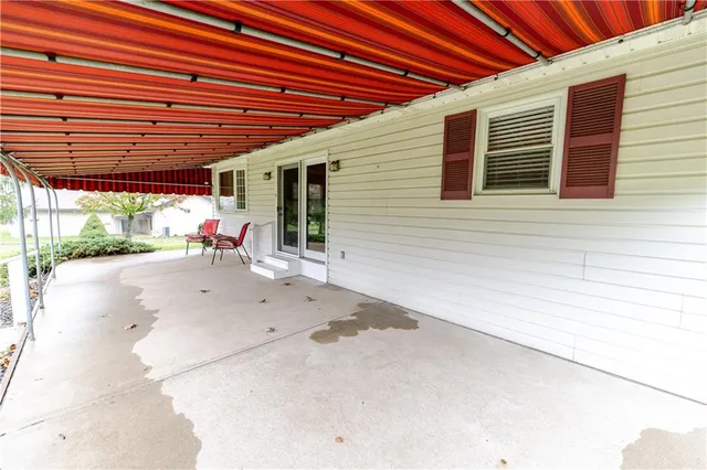 $259,000 | 110 Hickory Lane, West Leechburg, PA 15656