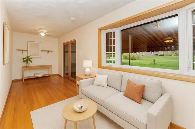 $259,000 | 110 Hickory Lane, West Leechburg, PA 15656