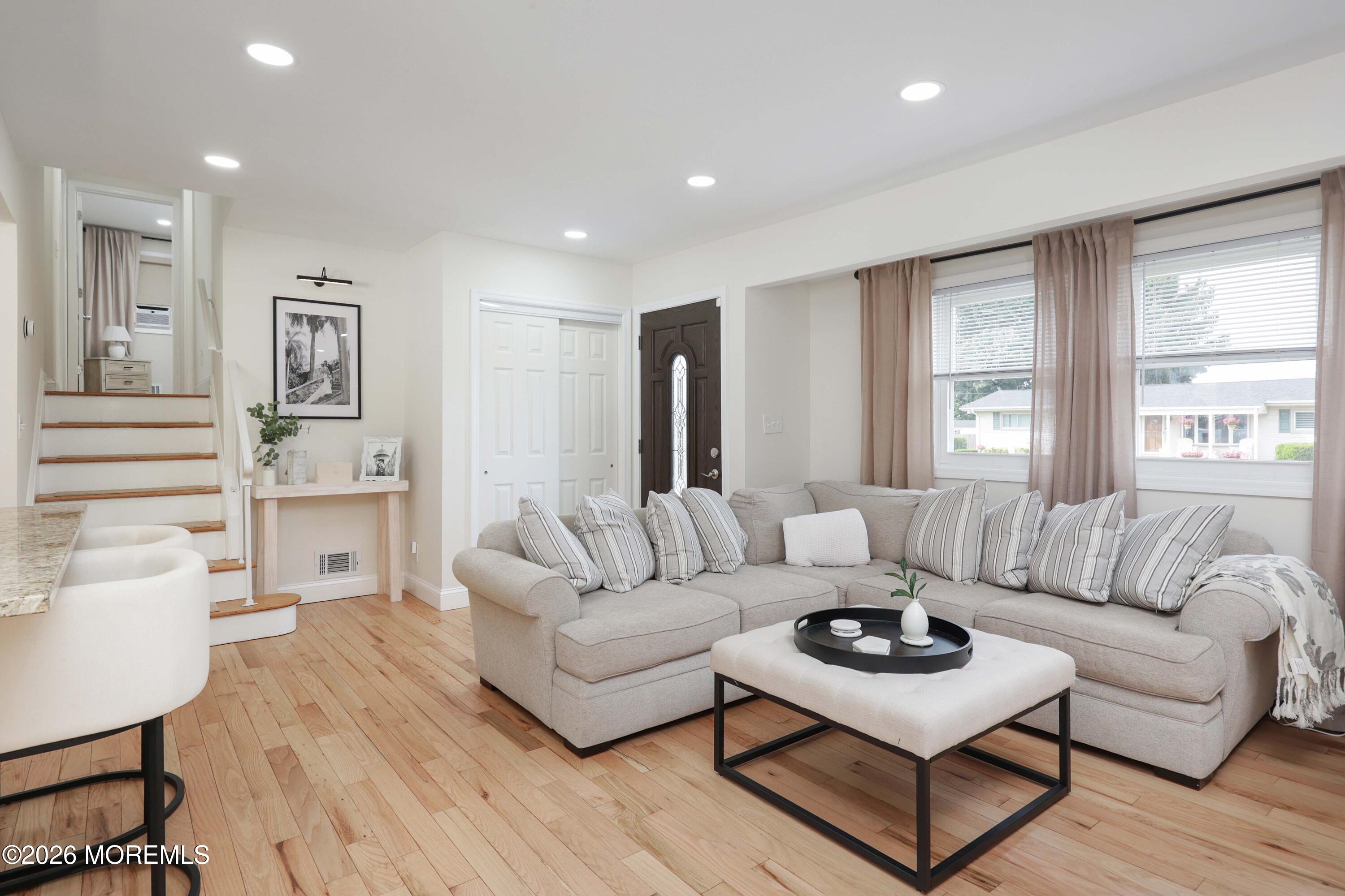 906 Ruth Drive Neptune, NJ 07753 - Photo 5 of 23 758A3218
