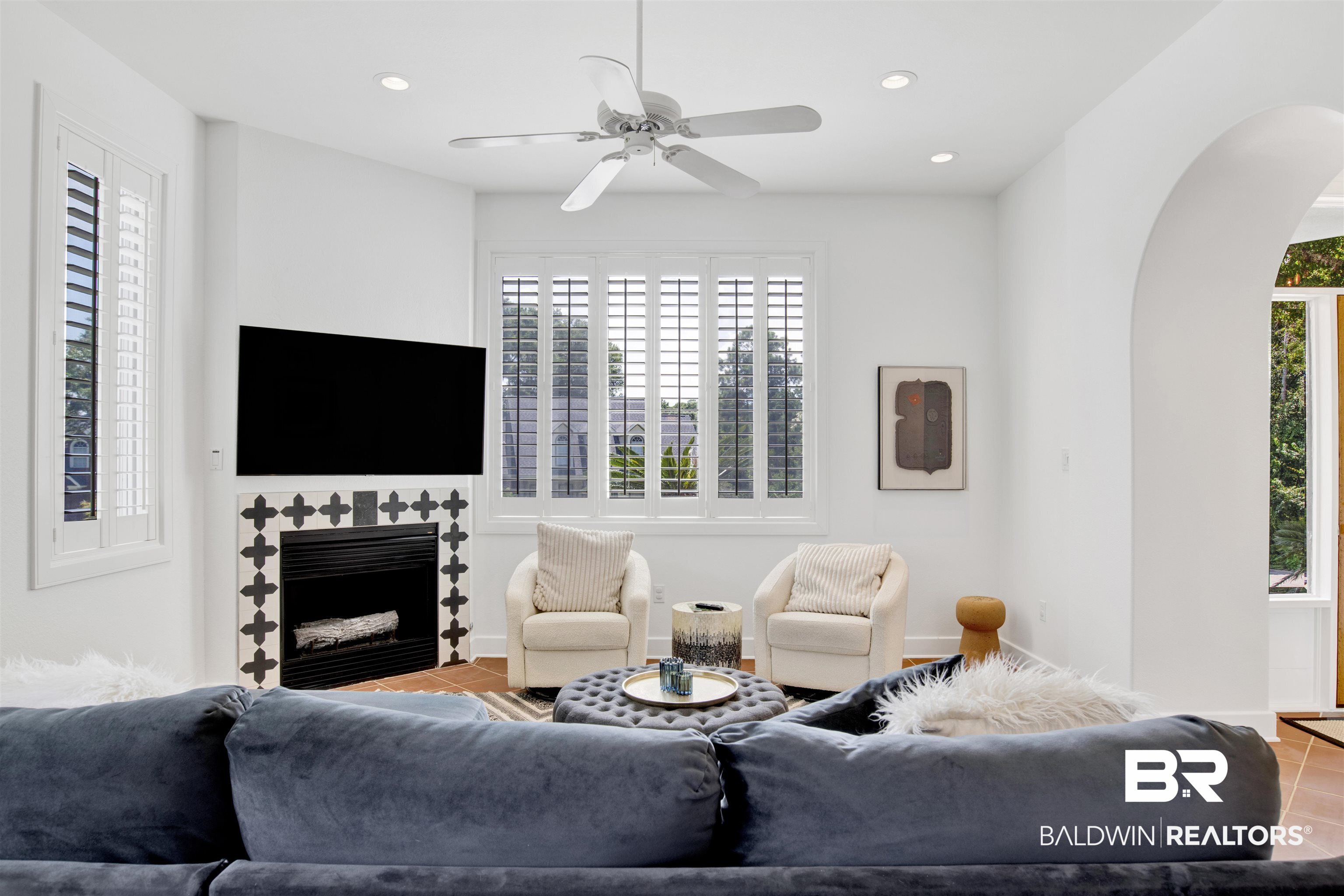 115 McIntosh Bluff Road Fairhope, AL 36532 - Photo 8 of 46 Living Room