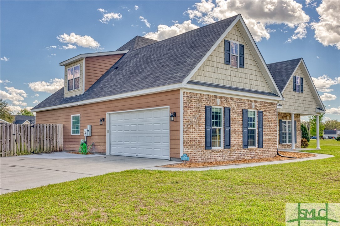 414 Peachtree Drive Rincon, GA 31326 - Photo 2 of 28