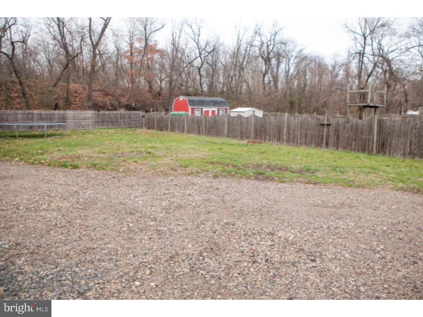 7925 Stow Road Pennsauken, NJ 08110 - Photo 6 of 23 Gallery Image 6