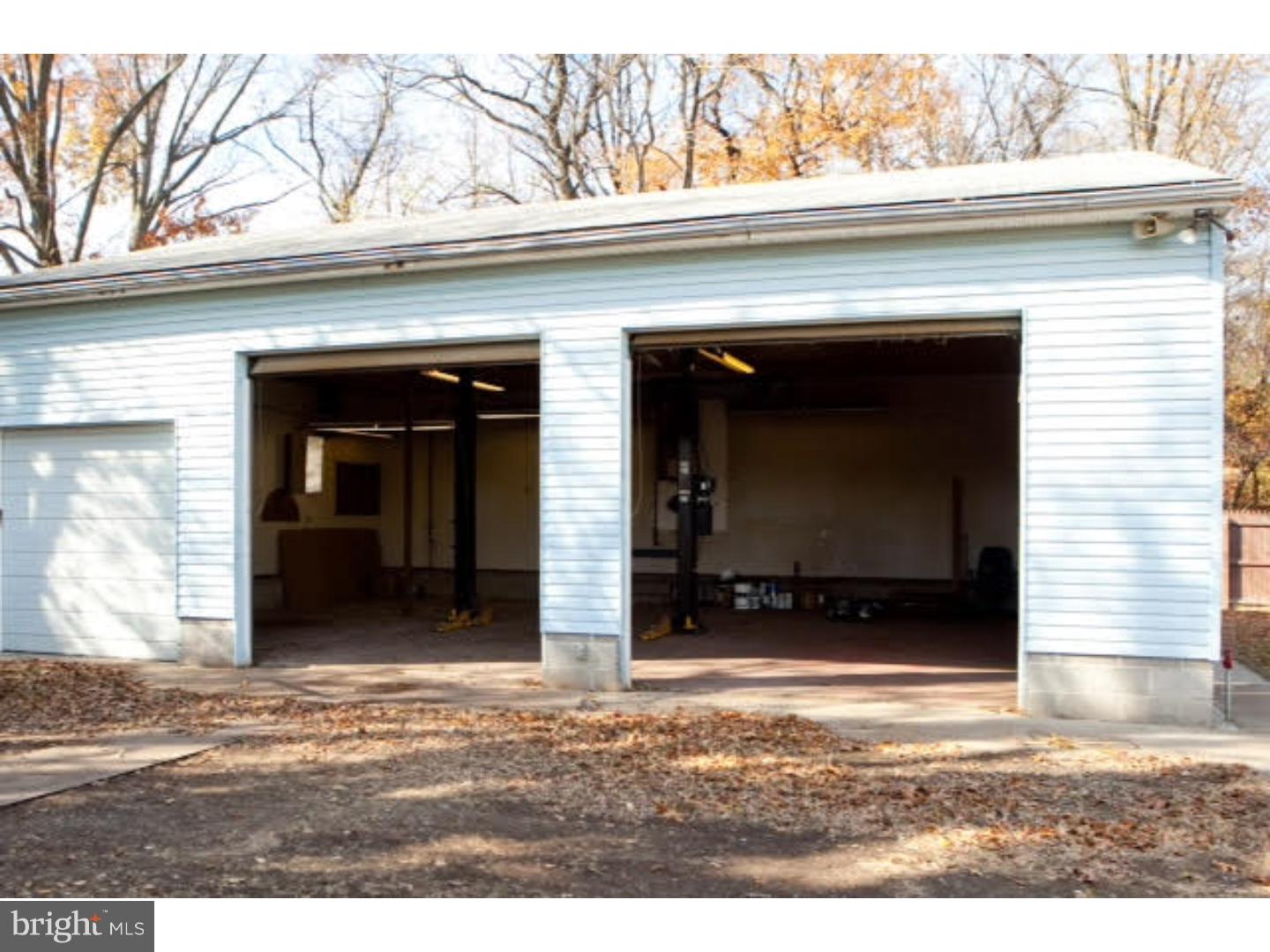 7925 Stow Road Pennsauken, NJ 08110 - Photo 7 of 23 Gallery Image 7