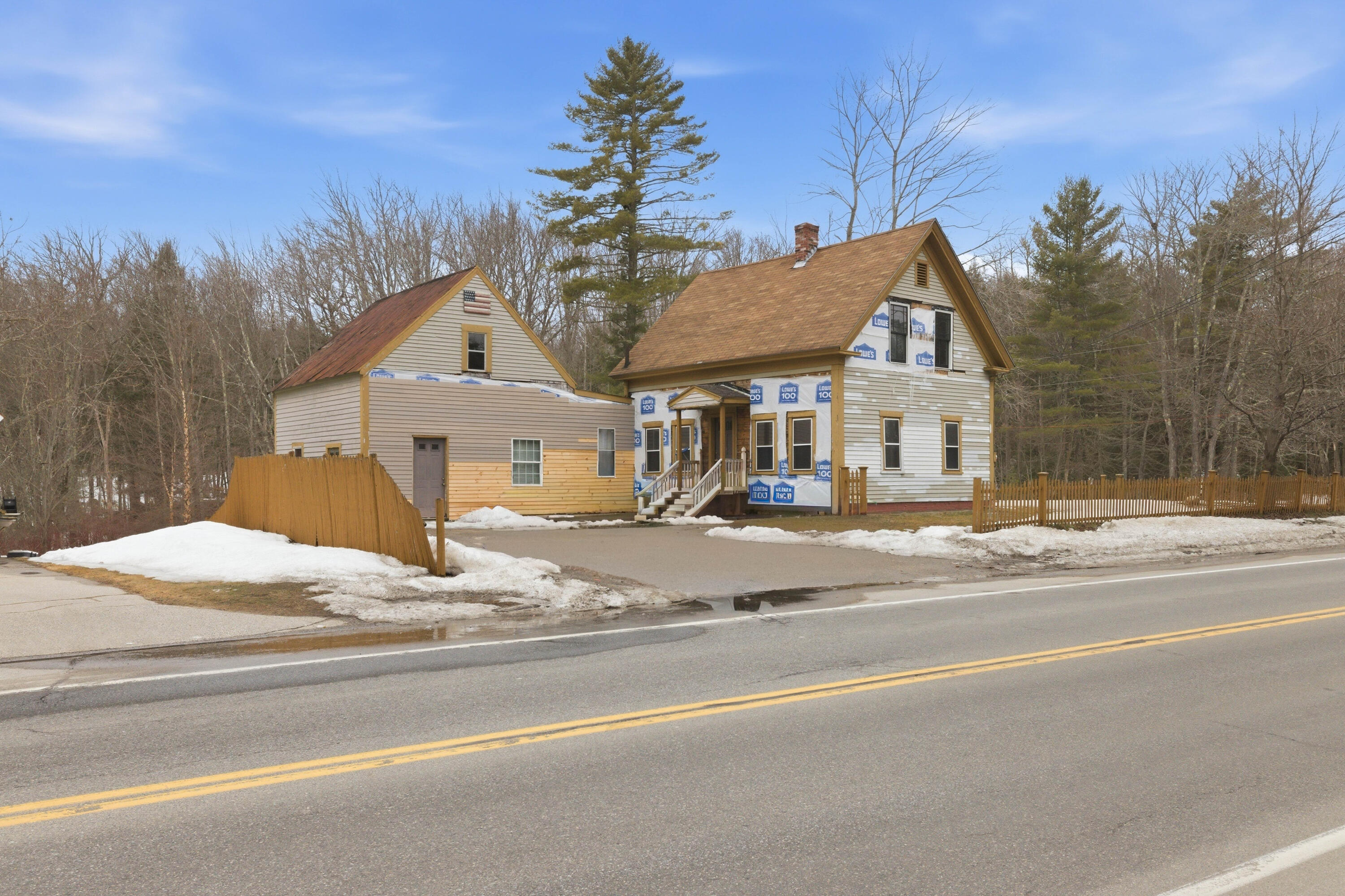 311 Main Street Springvale, ME 04083 - Photo 4 of 20