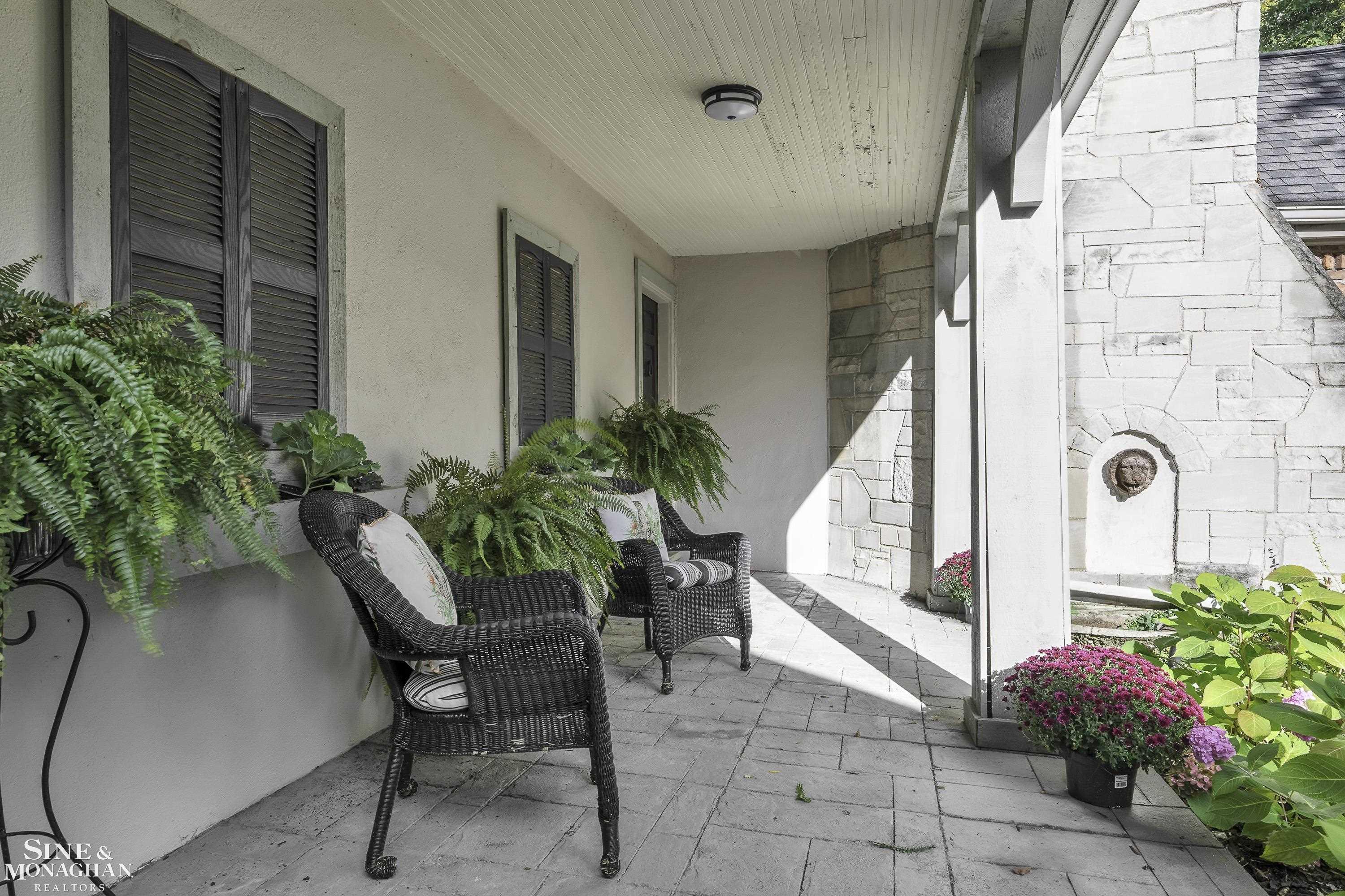 611 Fisher Road Grosse Pointe, MI 48230 - Photo 41 of 49