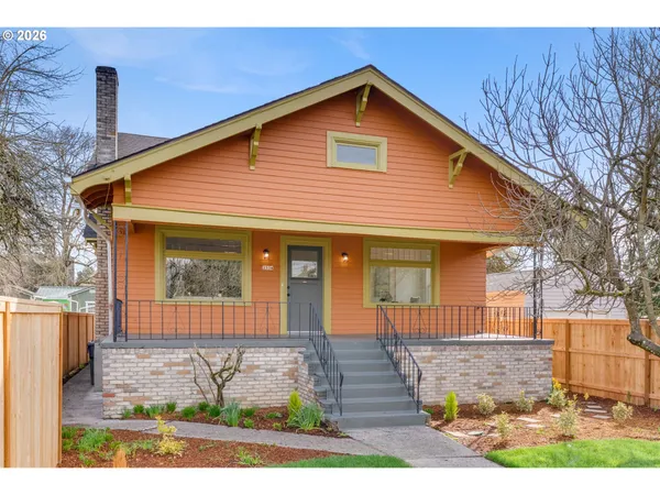 $699,900 | 2534 Southeast 18th Avenue, Unit 1, Portland, OR 97202