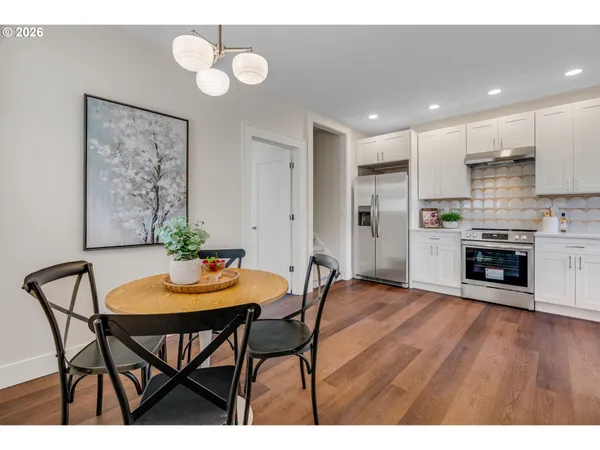 $699,900 | 2534 Southeast 18th Avenue, Unit 1, Portland, OR 97202