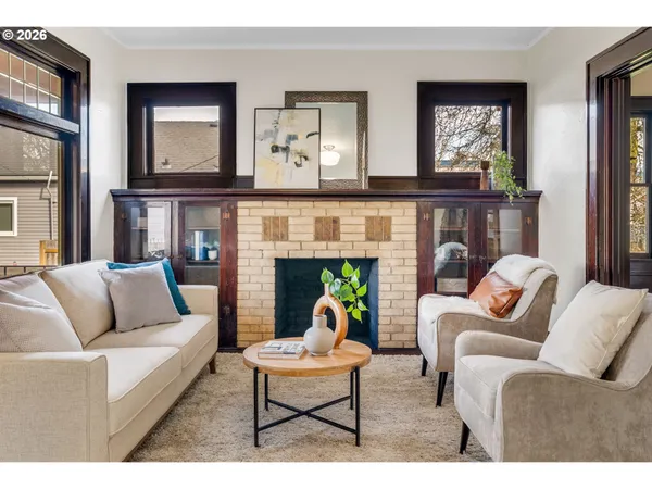 $699,900 | 2534 Southeast 18th Avenue, Unit 1, Portland, OR 97202