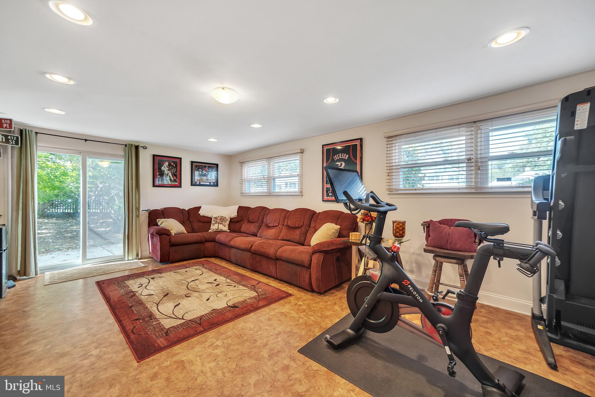 301 Ashbourne Road Claymont, DE 19703 - Photo 14 of 30 family room