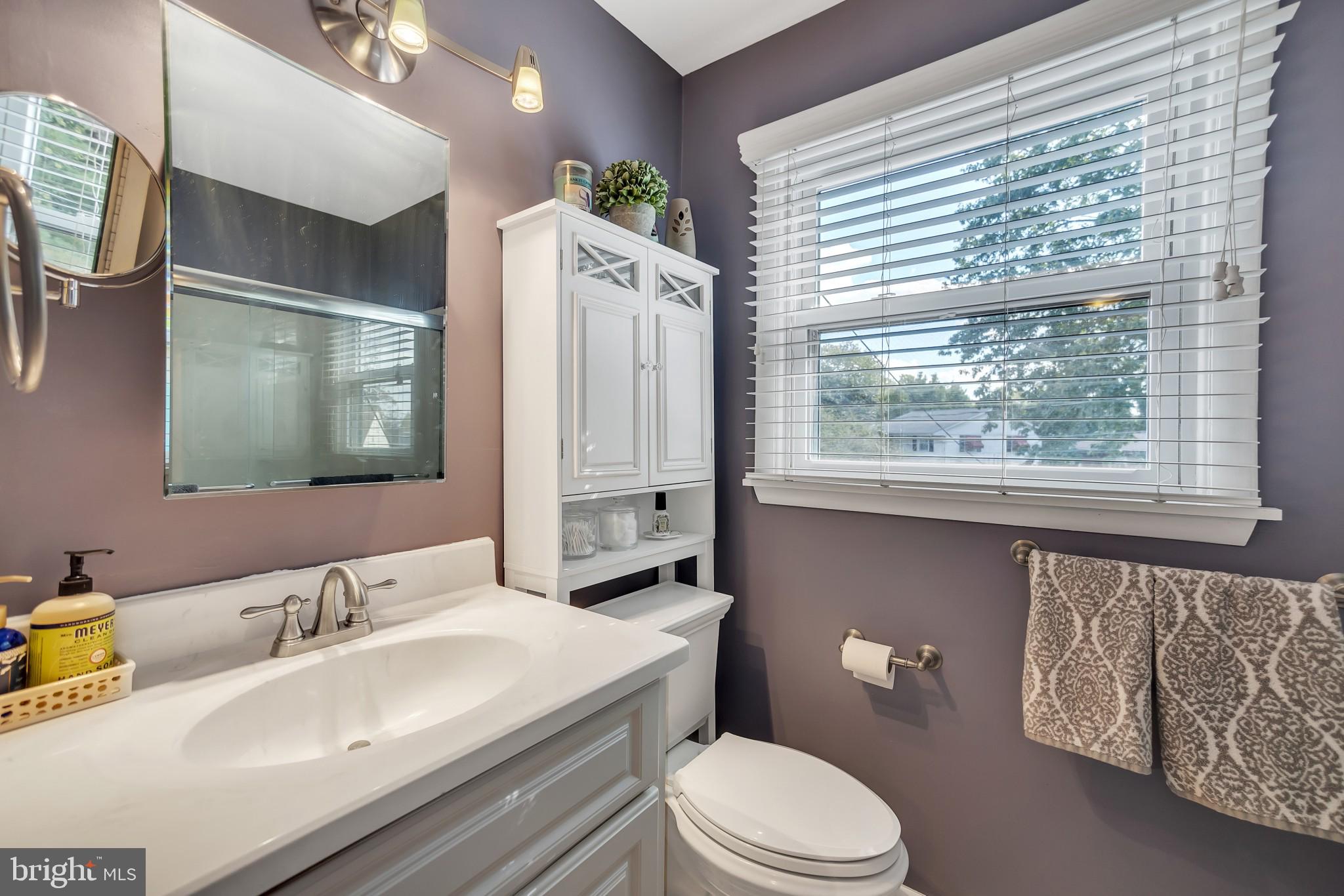 301 Ashbourne Road Claymont, DE 19703 - Photo 19 of 30 hall bath