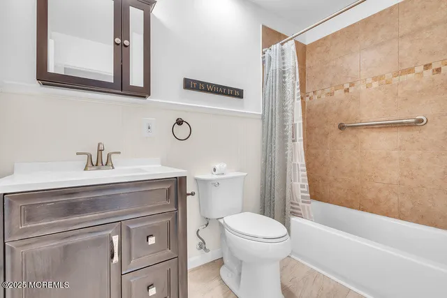 $325,000 | 37 Carlisle Road, Toms River, NJ 08757