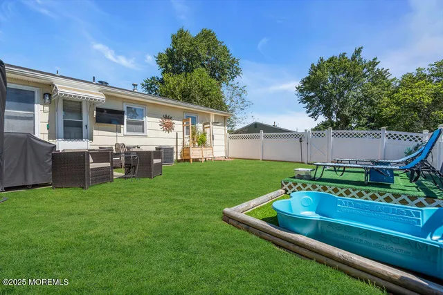 $325,000 | 37 Carlisle Road, Toms River, NJ 08757