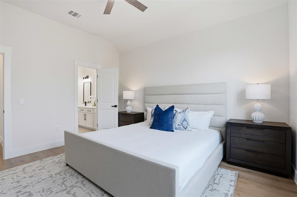 2315 Colony Court Dallas, TX 75235 - Photo 13 of 31