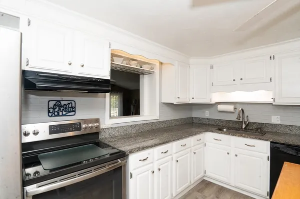 $420,000 | 53 Tiverton Parkway, Worcester, MA 01602