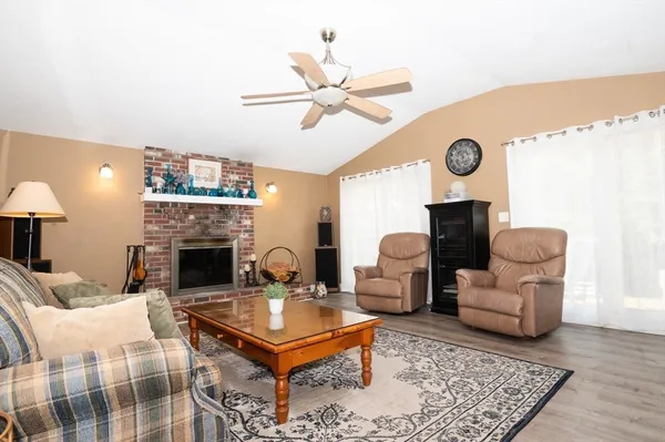 $420,000 | 53 Tiverton Parkway, Worcester, MA 01602