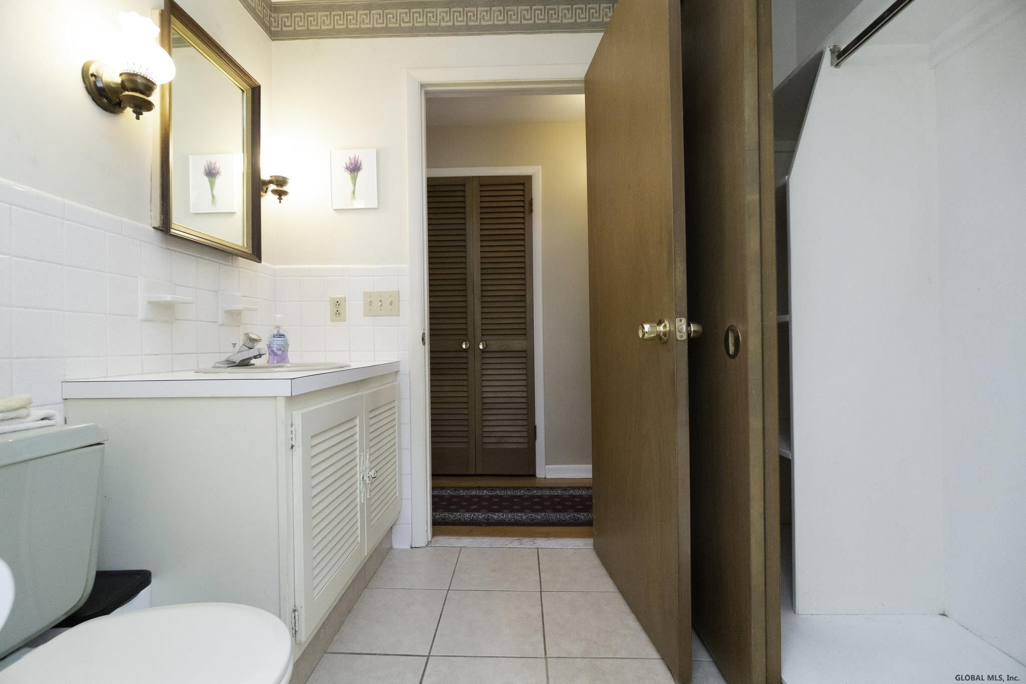 351 McCormack Road Albany, NY 12208 - Photo 19 of 60 Photo 19