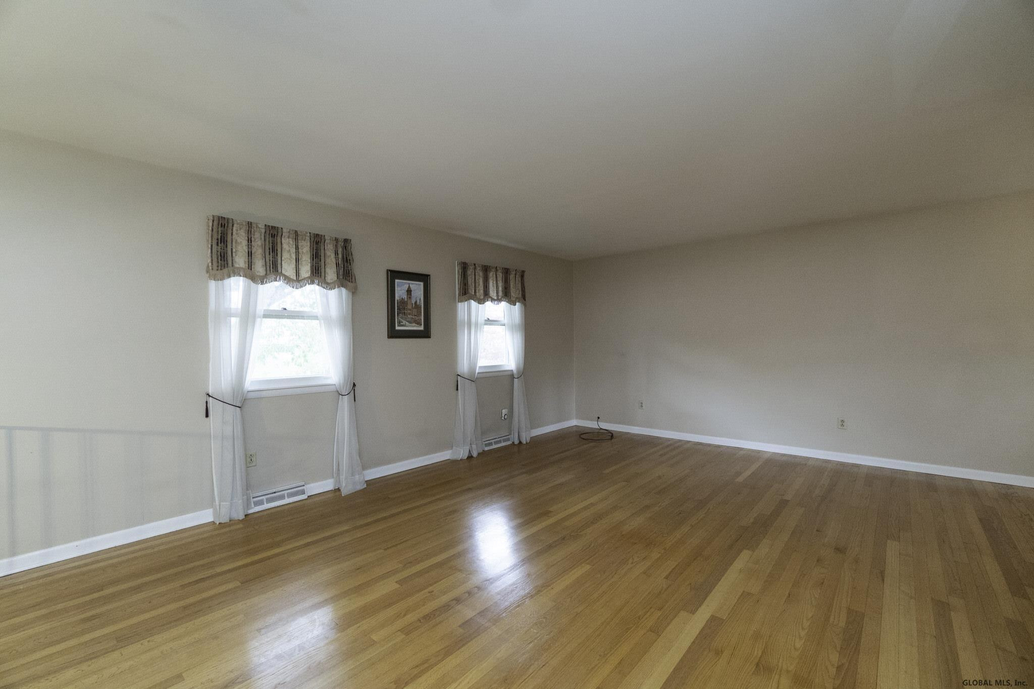 351 McCormack Road Albany, NY 12208 - Photo 5 of 60 Photo 5