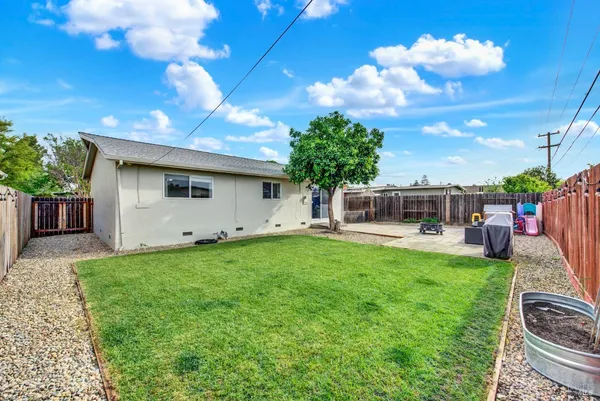 $489,000 | 213 Santa Cruz Drive, Fairfield, CA 94533
