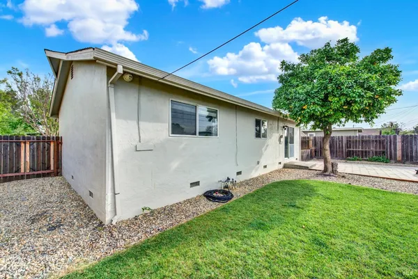 $489,000 | 213 Santa Cruz Drive, Fairfield, CA 94533