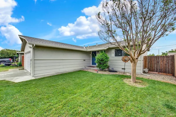 $489,000 | 213 Santa Cruz Drive, Fairfield, CA 94533