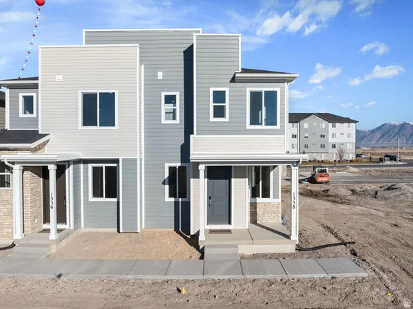 $379,990 | 1338 East 1670th North, Unit 820, Payson, UT 84651