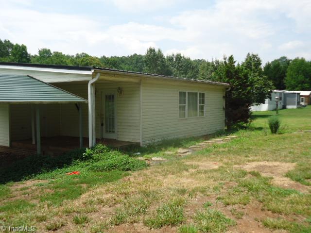 1010 Smith Hollow Road King, NC 27021 - Photo 5 of 11 Gallery Image 5