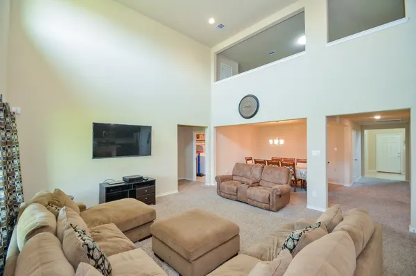 $2,700 | 9426 Barton Crossing Lane, Richmond, TX 77407