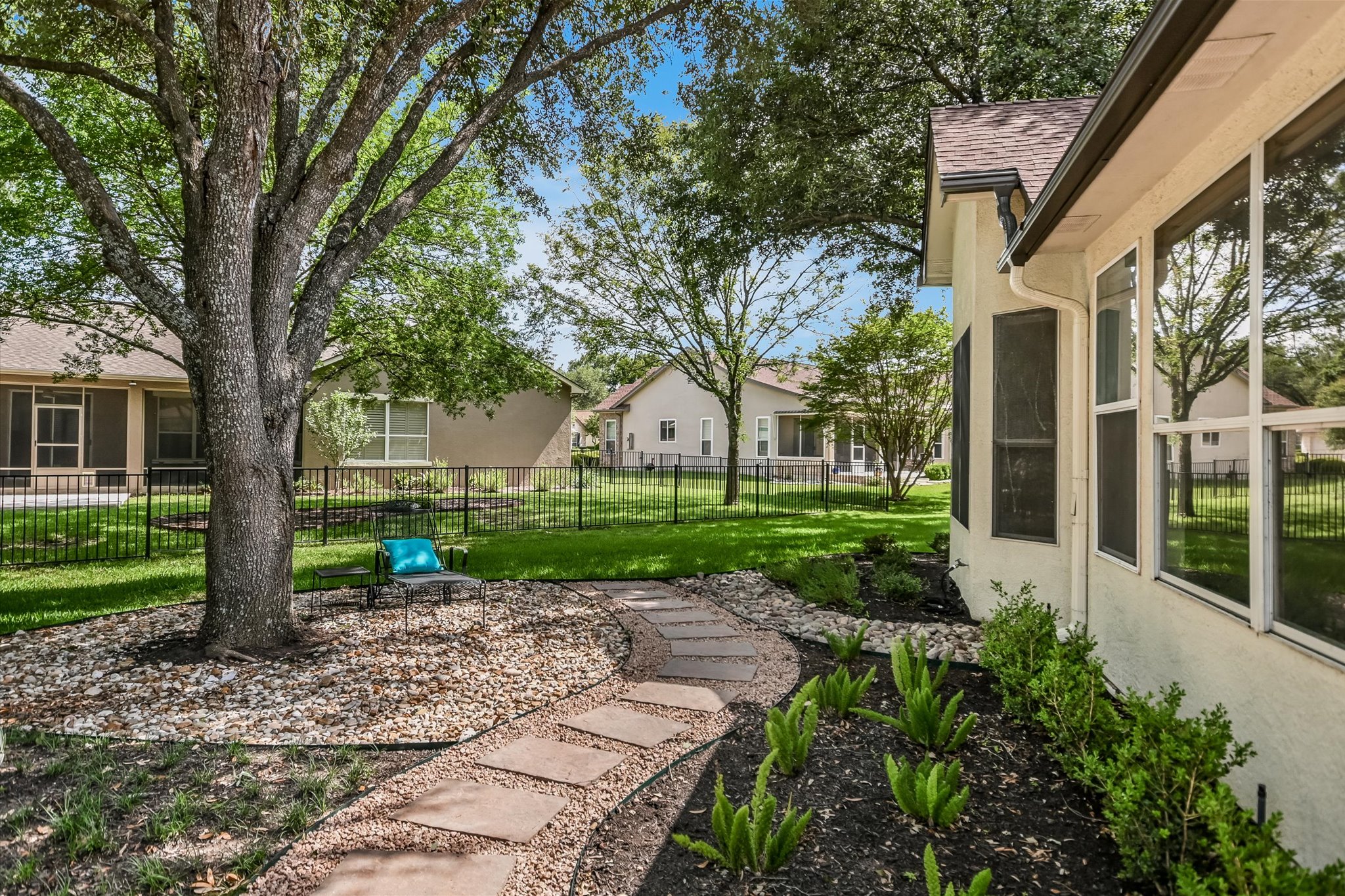 105 Stetson Circle Georgetown, TX 78633 - Photo 17 of 21