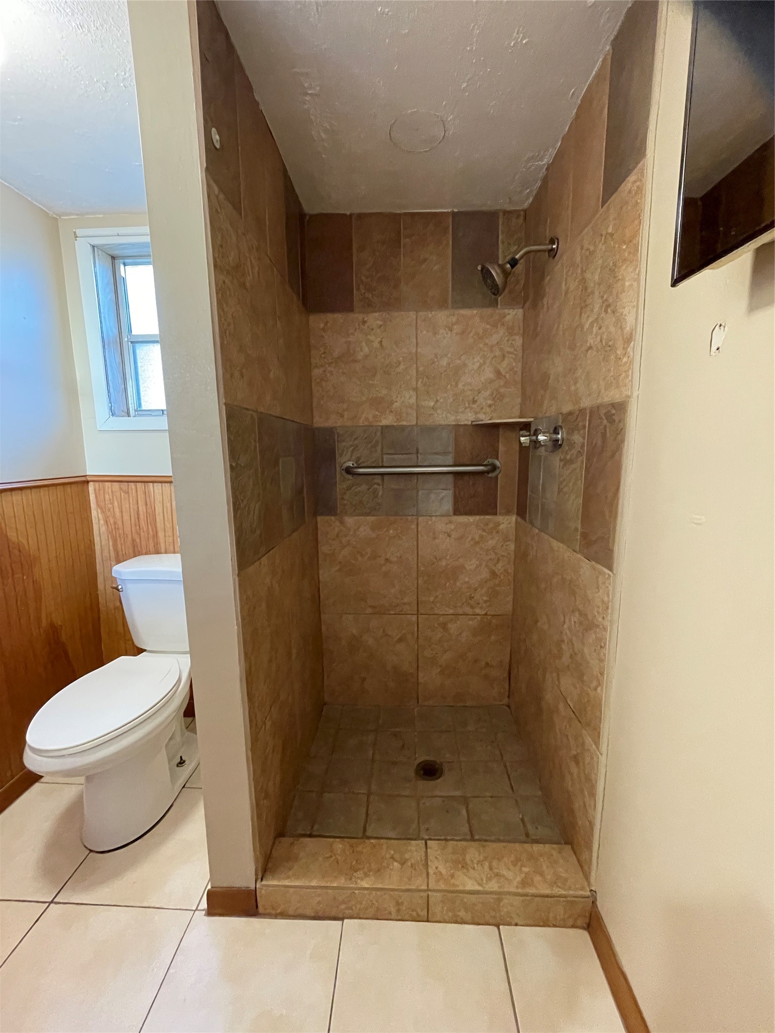 400 Mable Street, Unit B Conroe, TX 77301 - Photo 6 of 8