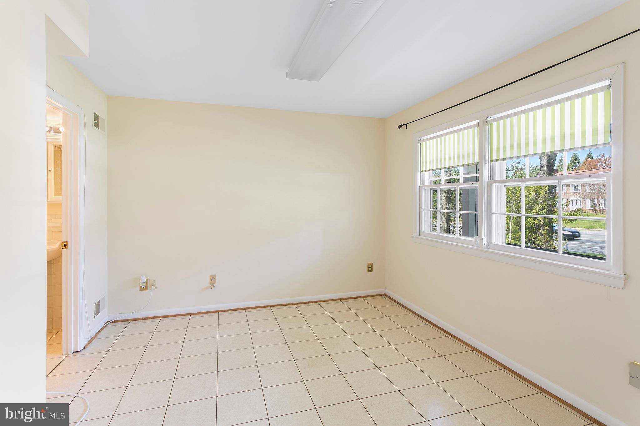 8019 Lewinsville Road McLean, VA 22102 - Photo 23 of 30 Bedroom