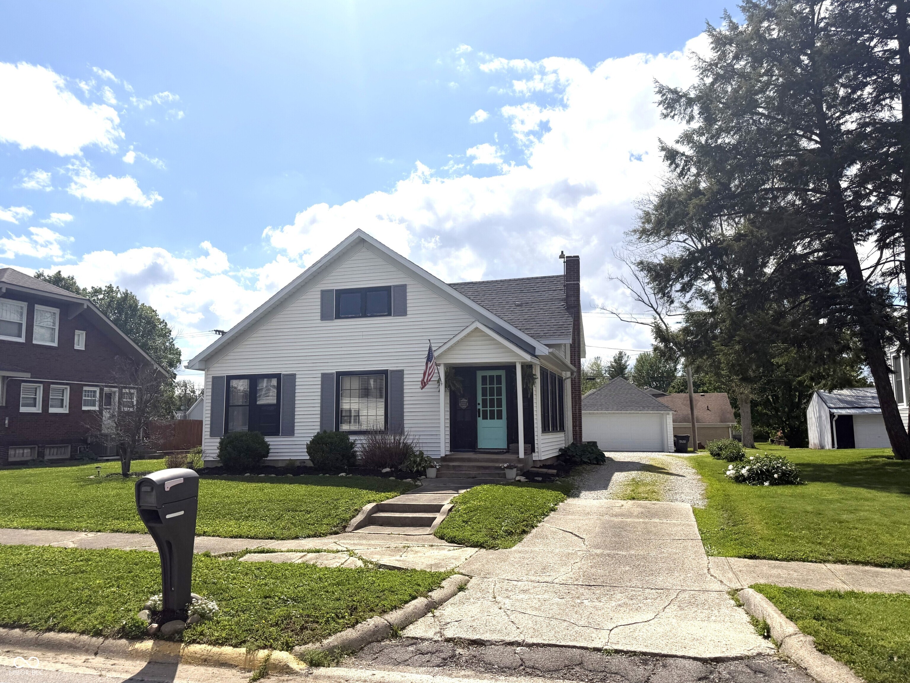 210 North Washington Street Ladoga, IN 47954 - Photo 1 of 39