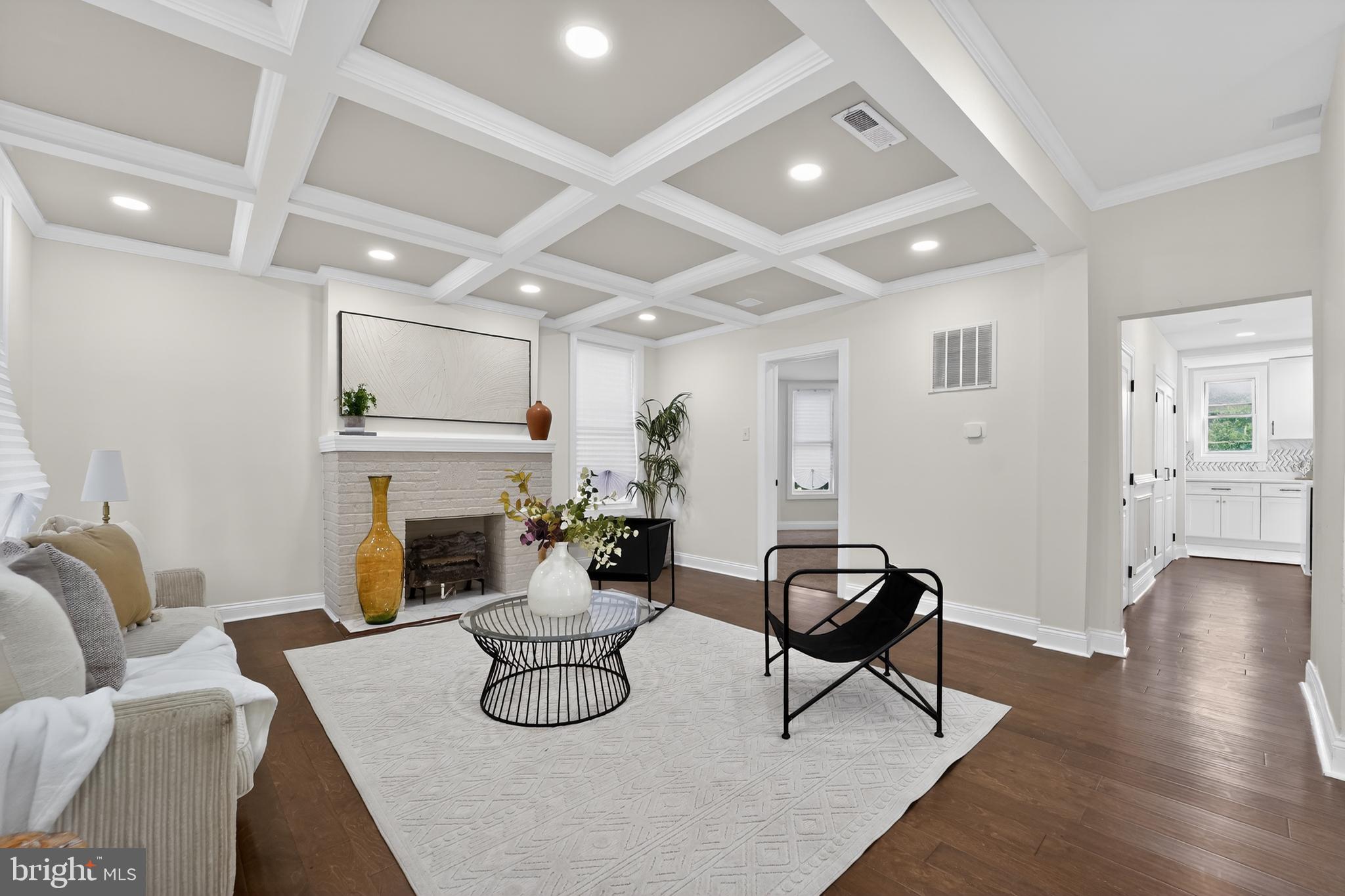 3706 Chatham Road Baltimore, MD 21215 - Photo 4 of 30