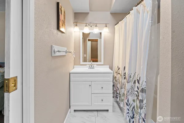 $299,000 | 654 Malibu Drive Southeast, Lacey, WA 98503