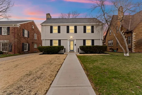 $899,900 | 6329 North Berkeley Boulevard, Whitefish Bay, WI 53217