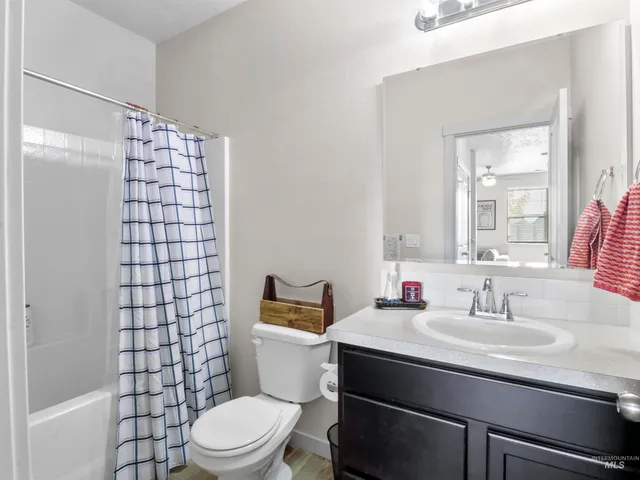 $324,900 | 2314 East Spice Loop, Nampa, ID 83687