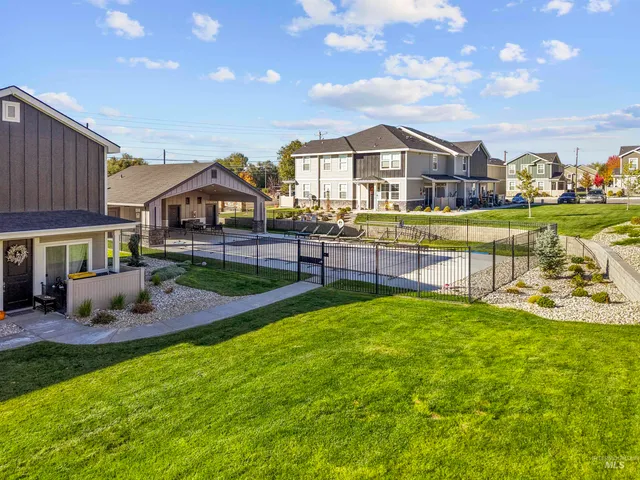 $324,900 | 2314 East Spice Loop, Nampa, ID 83687