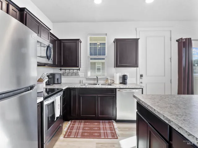 $324,900 | 2314 East Spice Loop, Nampa, ID 83687