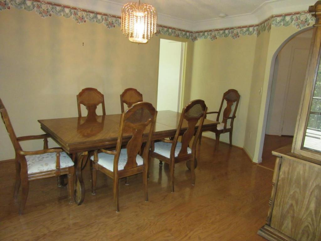 186 Eastern Star Road Kingsport, TN 37663 - Photo 3 of 20 Formal Dining