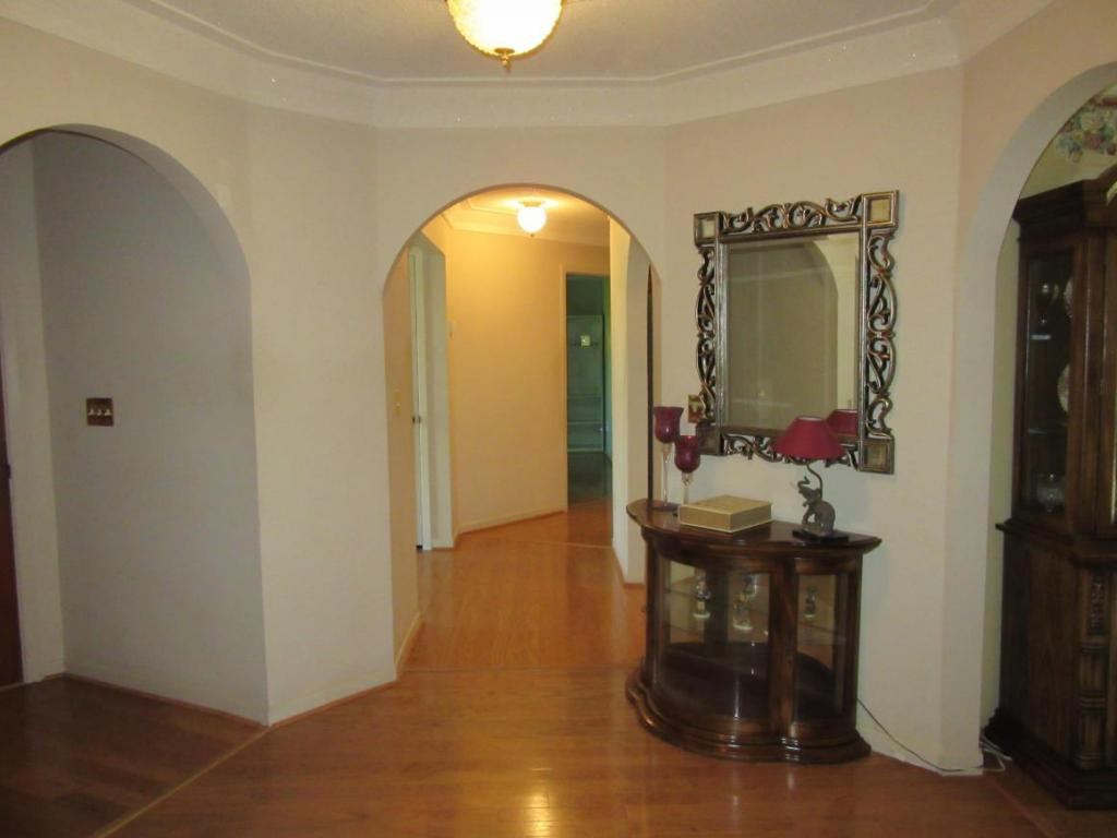 186 Eastern Star Road Kingsport, TN 37663 - Photo 8 of 20 Retro Arches