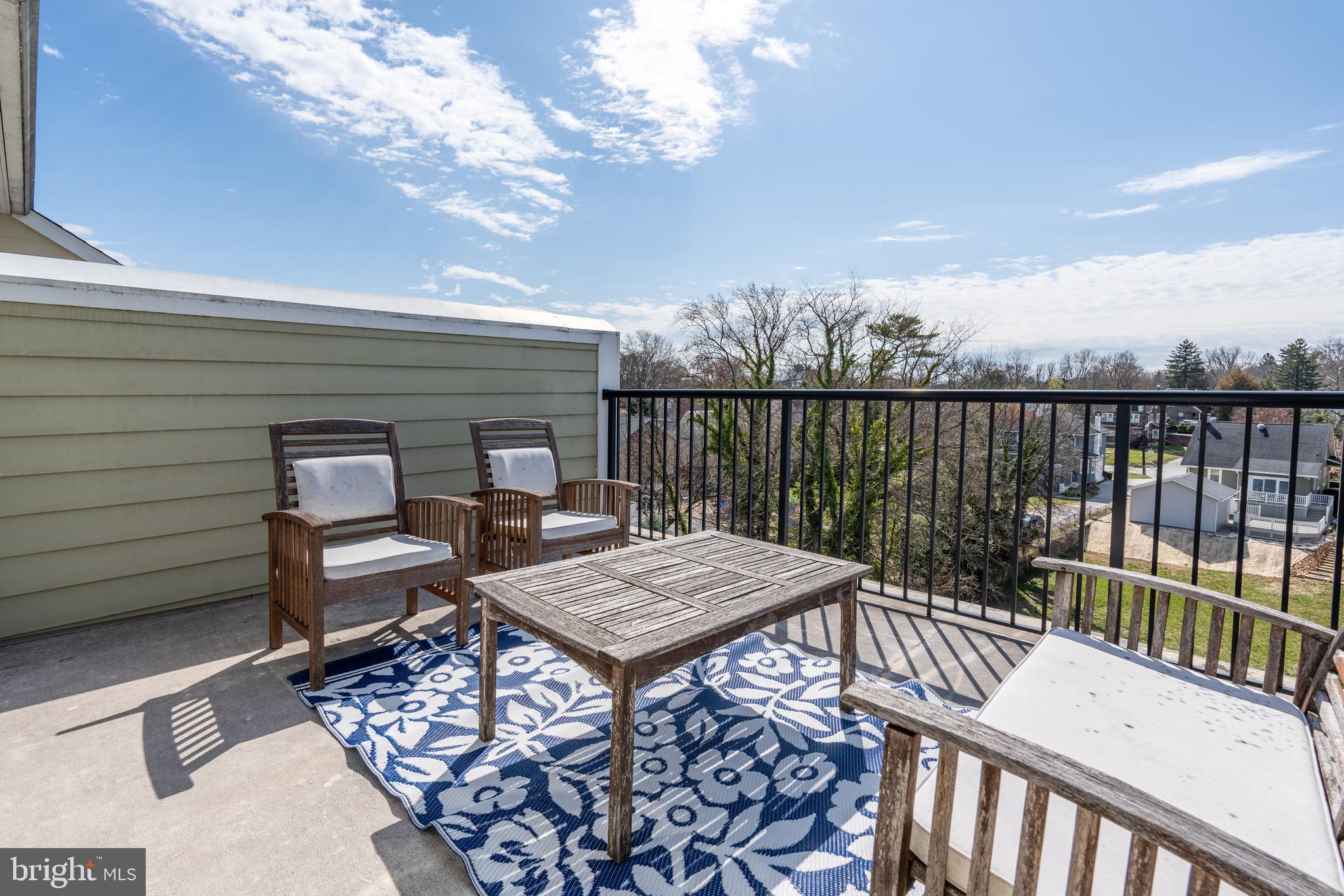 144 Linden Place Towson, MD 21286 - Photo 4 of 45