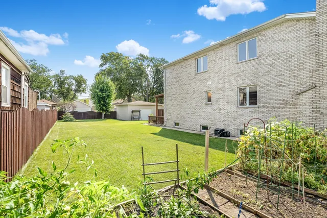 $94,999 | 4207 Gunderson Avenue, Stickney, IL 60402