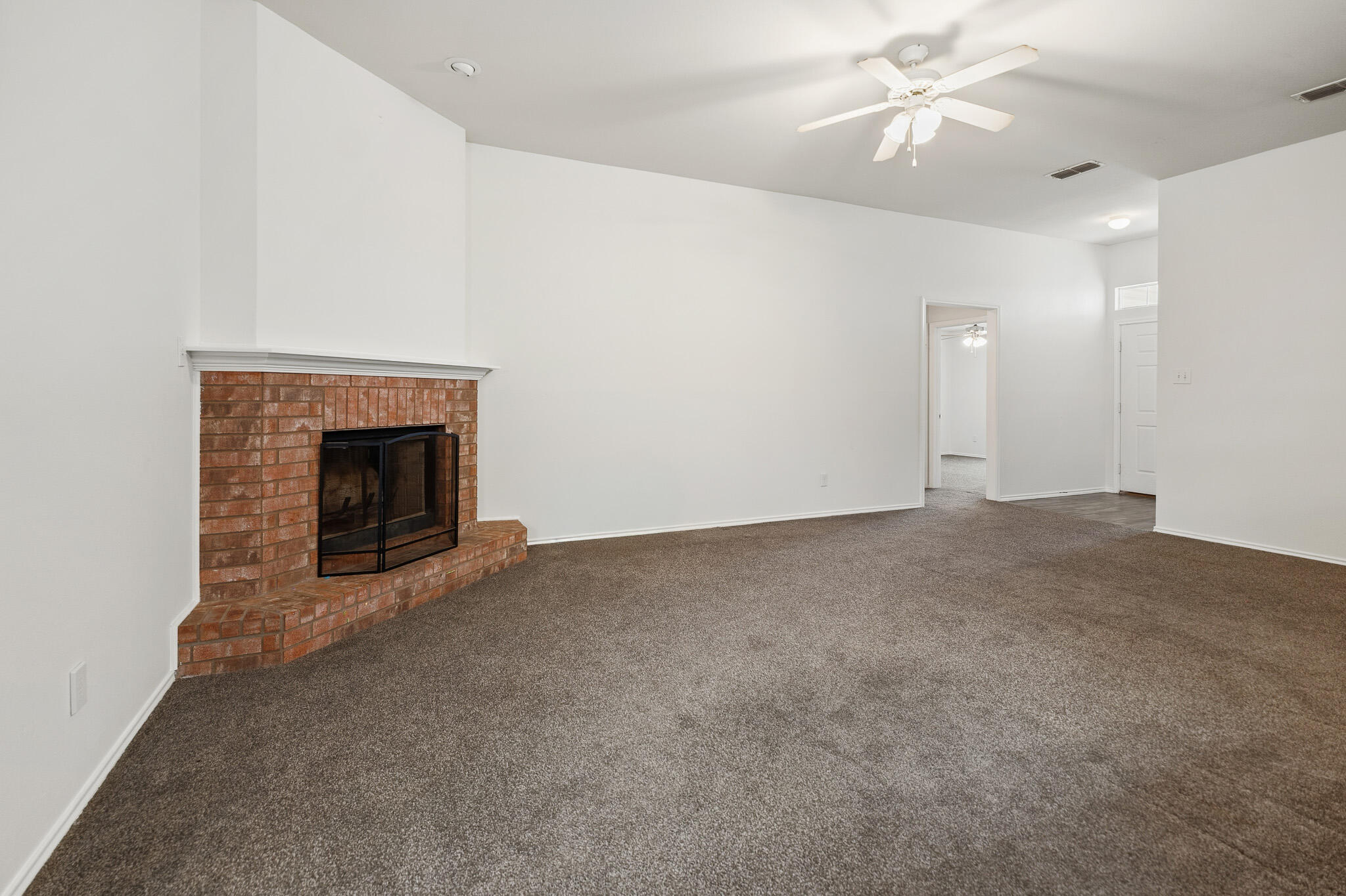 6502 89th Street Lubbock, TX 79424 - Photo 12 of 26 DSC00548