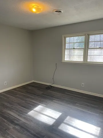 $1,250 | 225 Presley Way, Toccoa, GA 30577