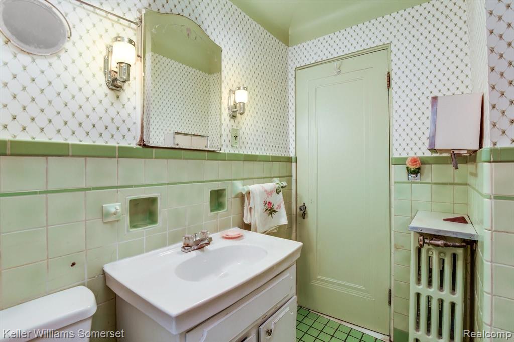 4165 Balfour Road Detroit, MI 48224 - Photo 16 of 27
