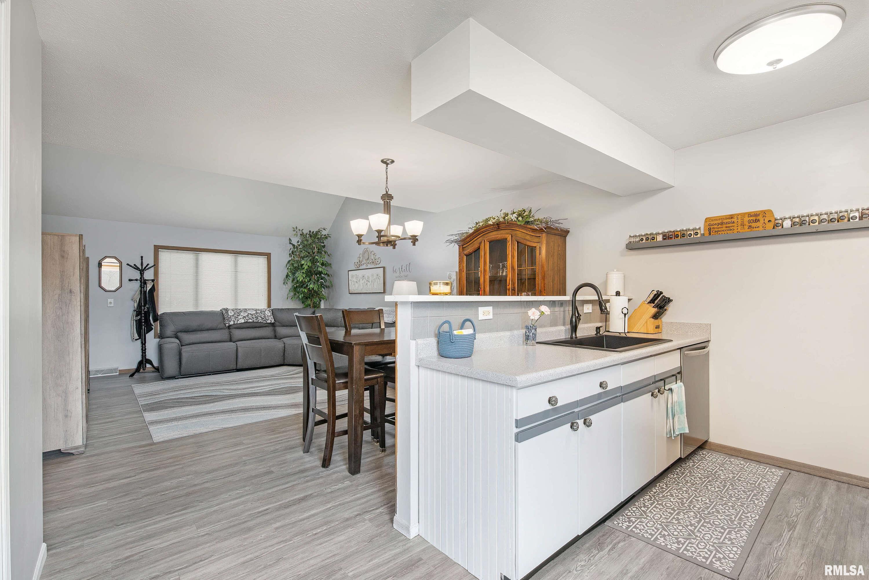 2112 35th Street, Unit 7 Rock Island, IL 61201 - Photo 7 of 20