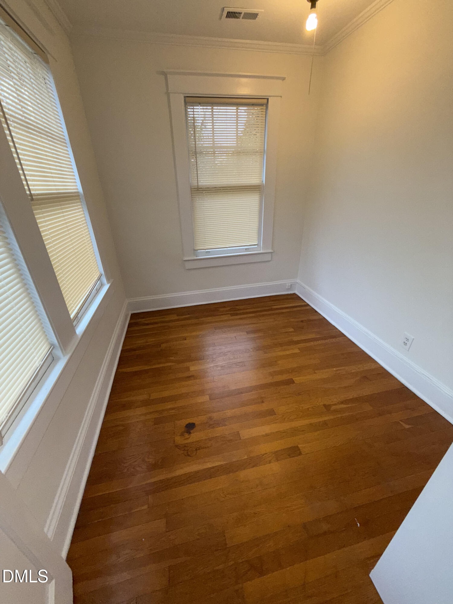 1310 Wake Forest Road Raleigh, NC 27604 - Photo 5 of 13 IMG_1925