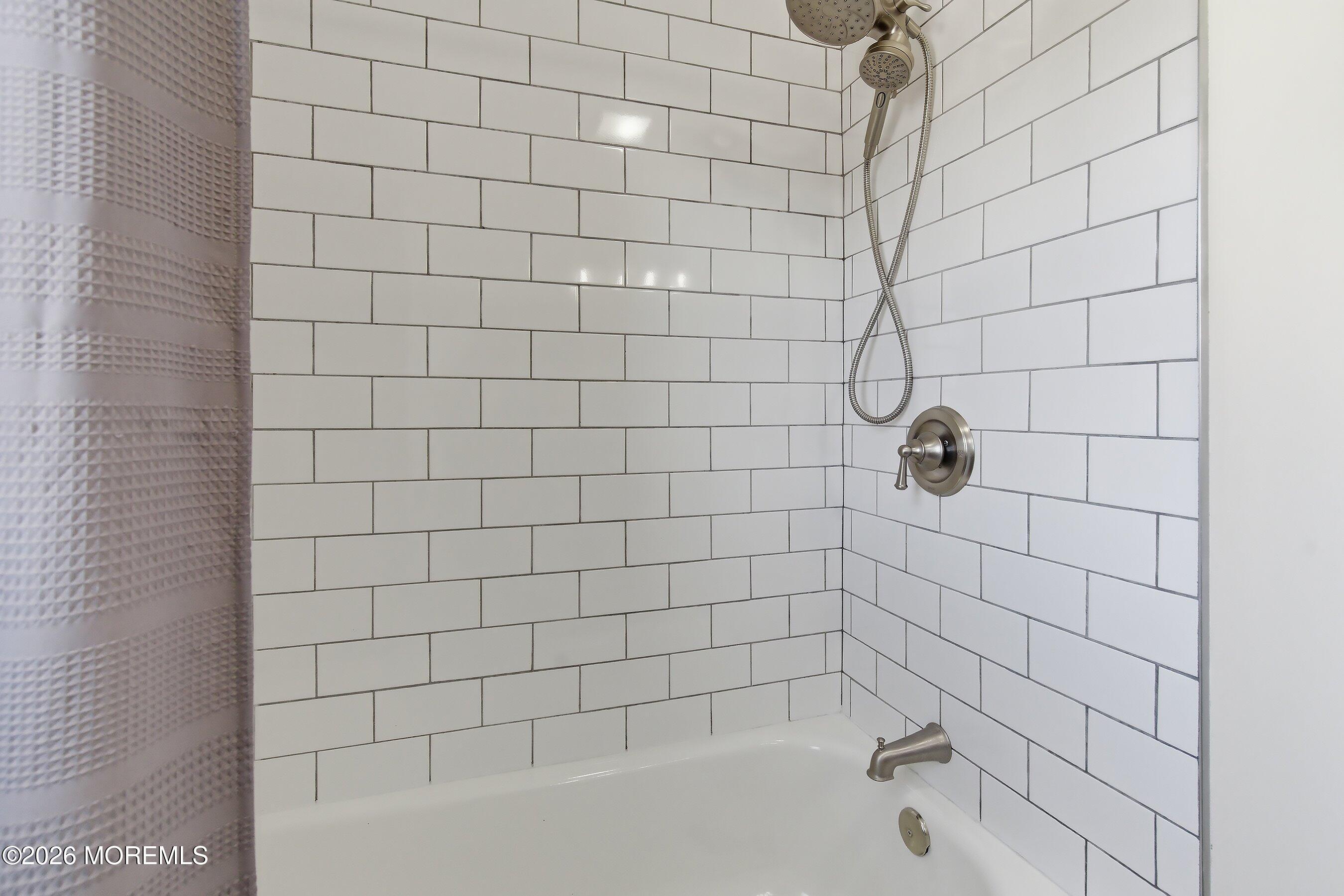 2101 Lanes Mill Road Brick, NJ 08724 - Photo 24 of 33 26-Bath 1b