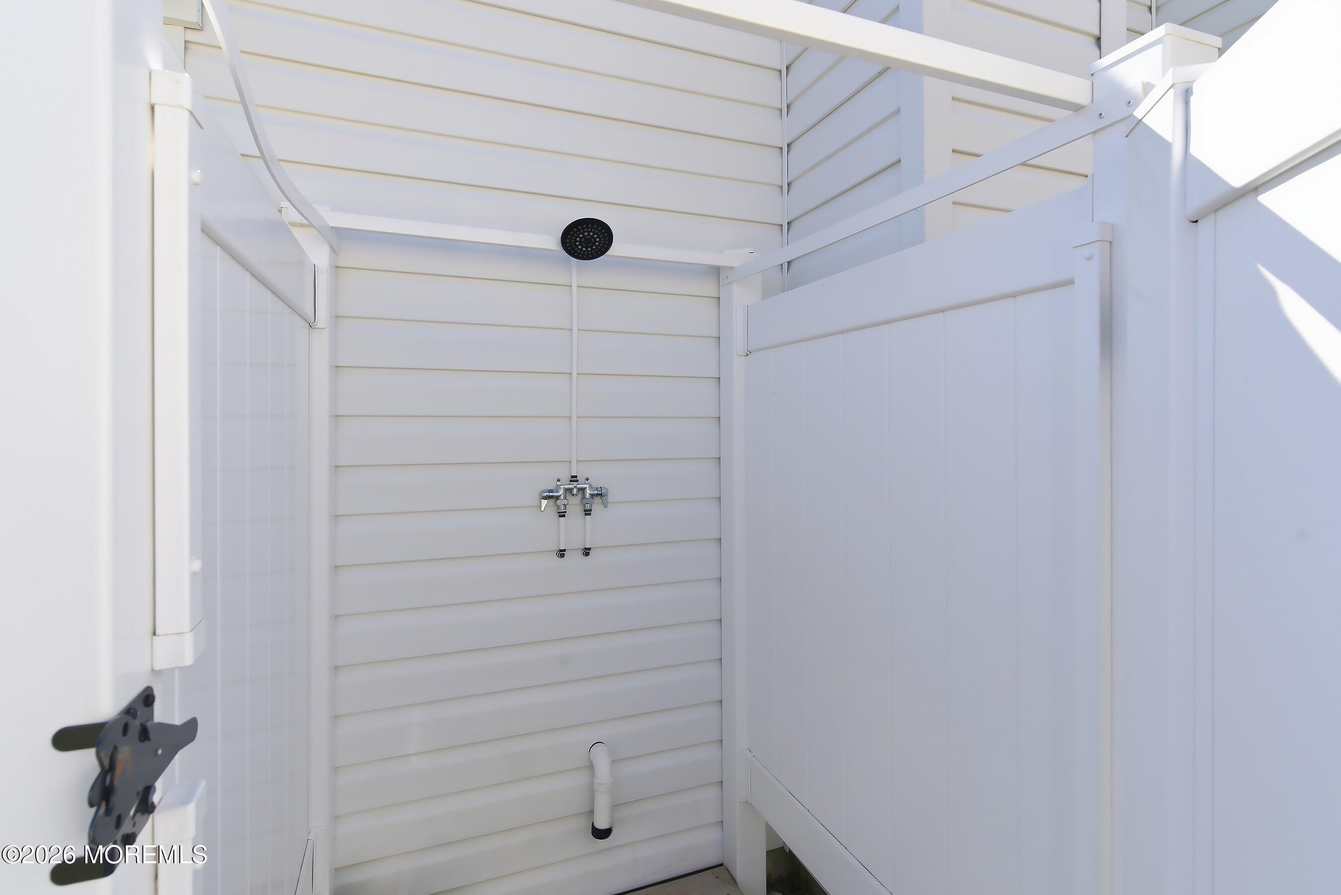 2101 Lanes Mill Road Brick, NJ 08724 - Photo 27 of 33 30-Outdoor Shower 1