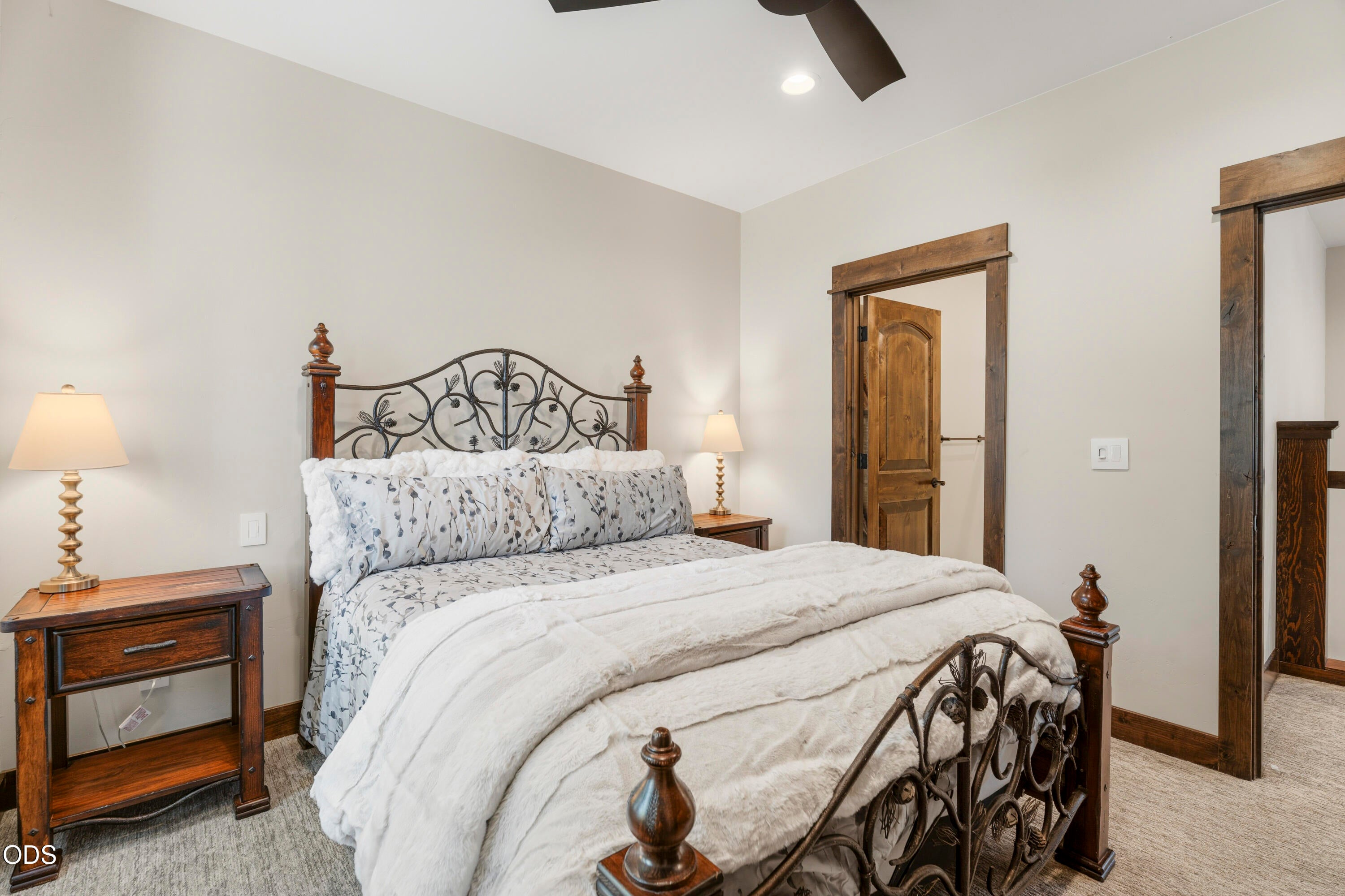 56239 Sable Rock Loop, Unit 289 Bend, OR 97707 - Photo 61 of 85 Gallery Image 61