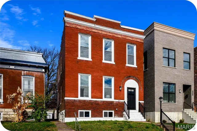 $415,000 | 4211 Norfolk Avenue, St. Louis, MO 63110